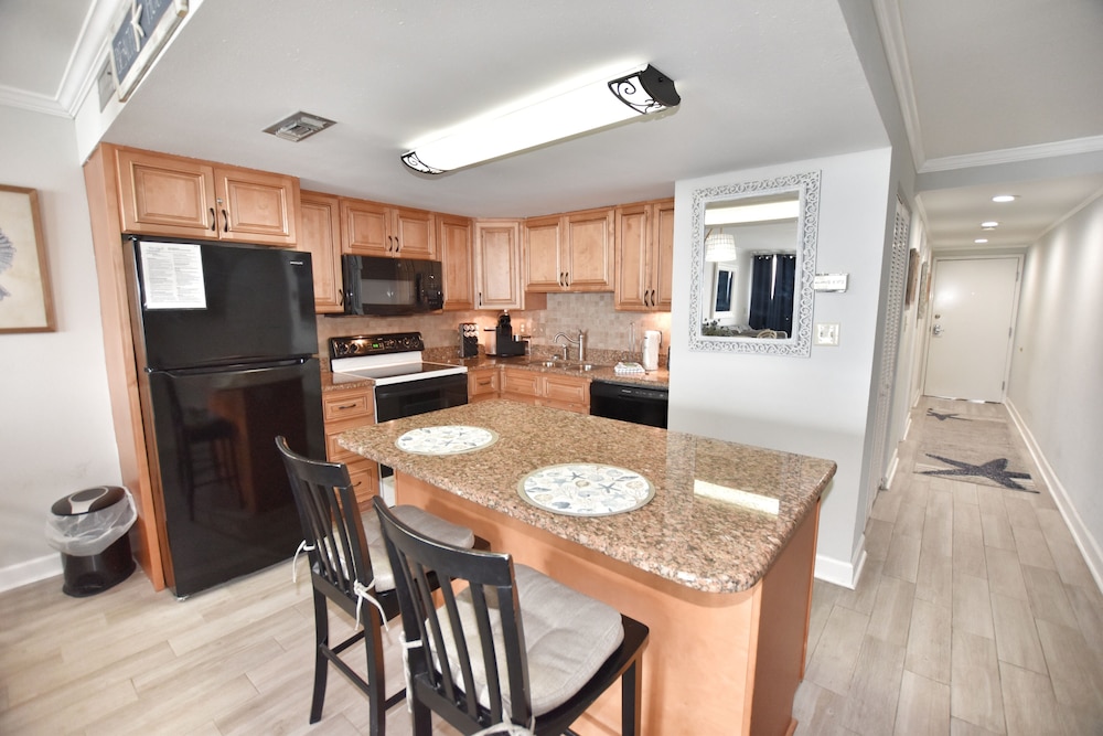 0406 Waters Edge Resort 1 Bedroom Condo by RedAwning - photo 8