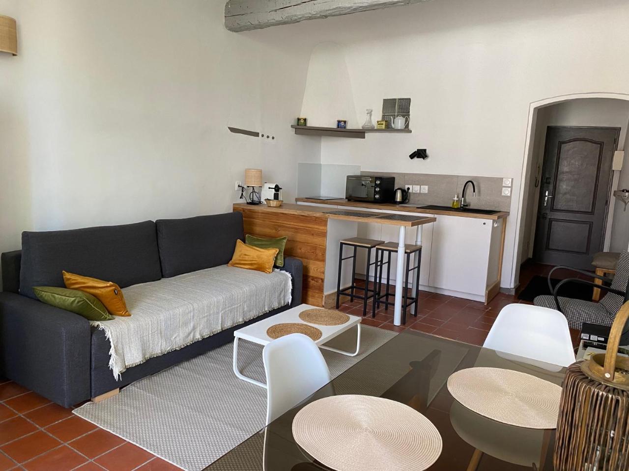 Studio Avec Balcon Sur Cour — Aix-En-Provence — photo 4