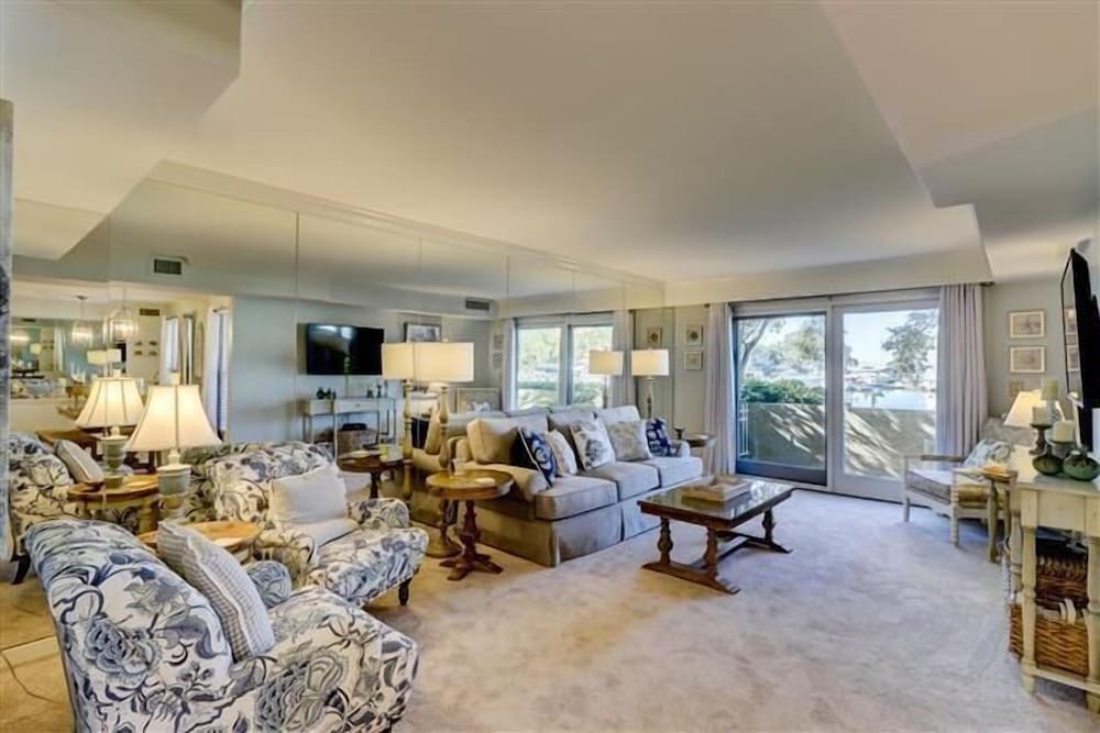 938 Cutter Court at Sea Pines Resort - photo 4
