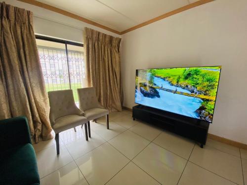 Siena Sun Apartment 11 — 4-Star Luxury Hotel in Midrand, South Africa