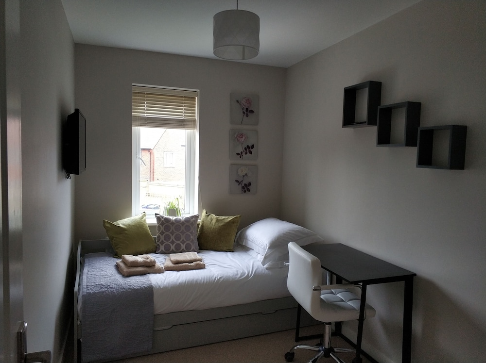 Meadows Lodge — Cambridge — photo 2