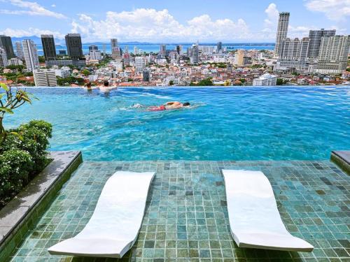 Beacon Executive Suite Skypool Penang View — 4-Star Luxury Hotel in George Town, Malaysia