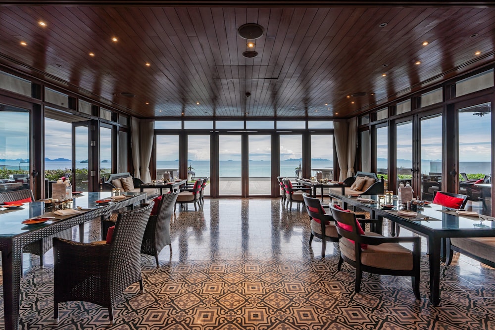 מזון ומשקאות