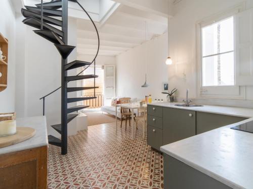 White Penthouse — hotel in Sant Marti