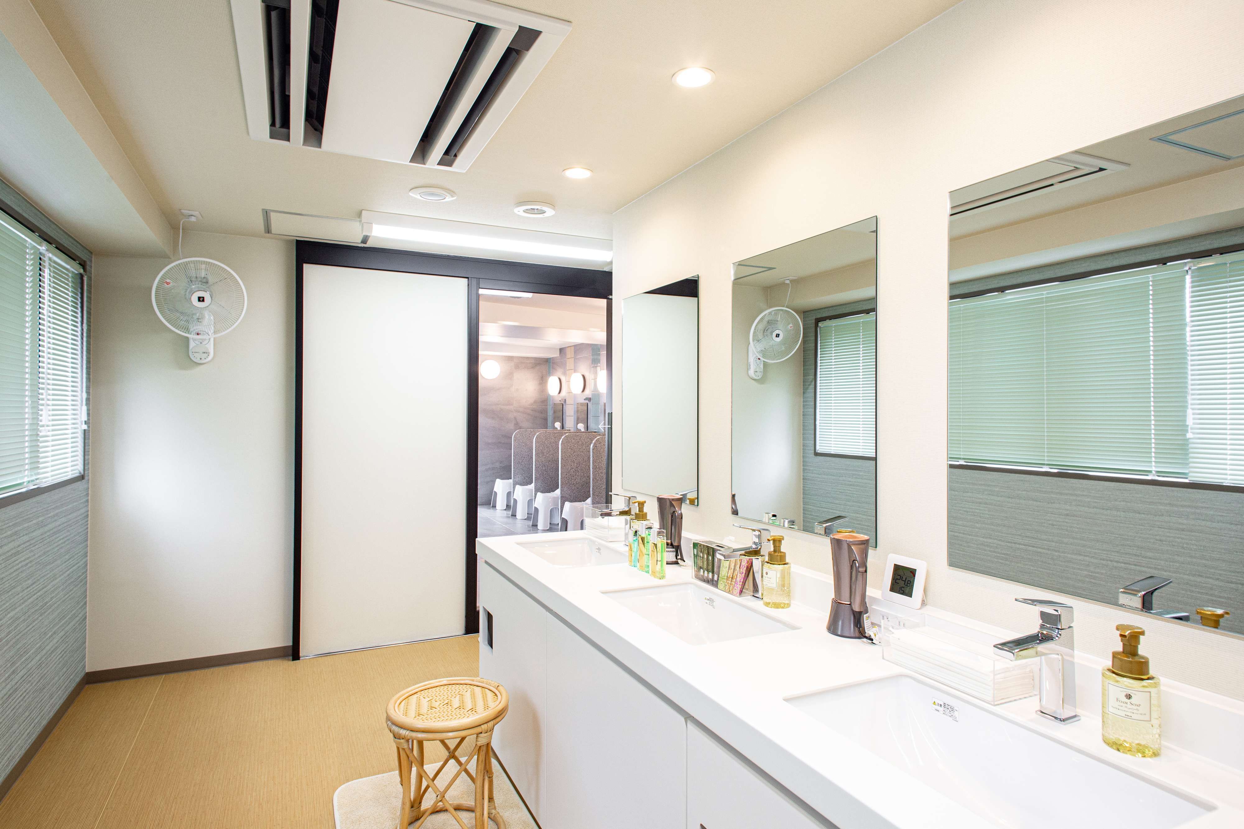 Kuretake Inn Premium Tajimi Ekimae — hotel in Tajimi