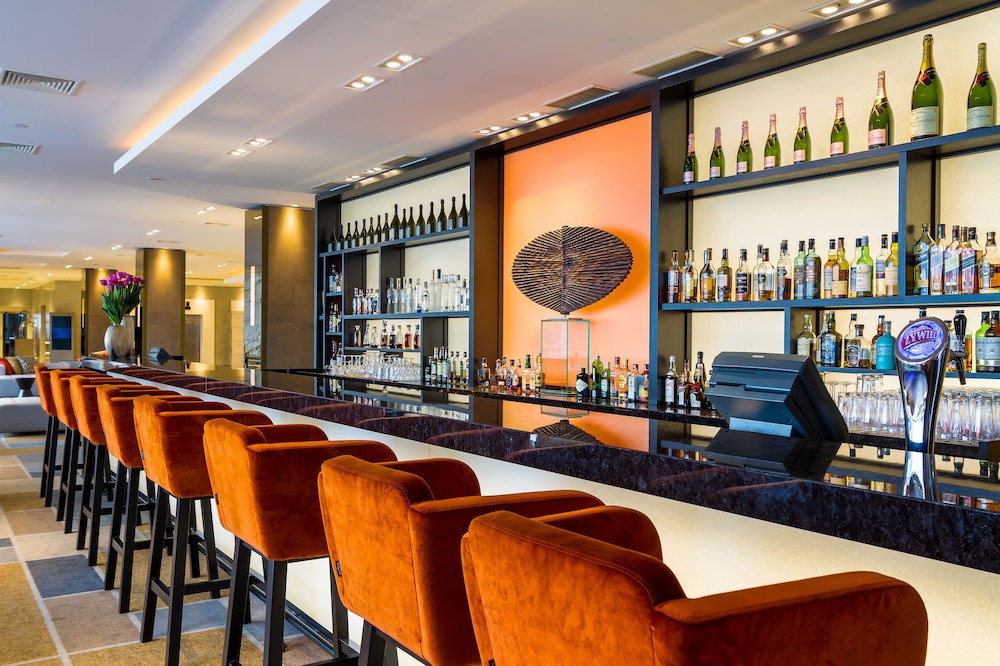 מזון ומשקאות