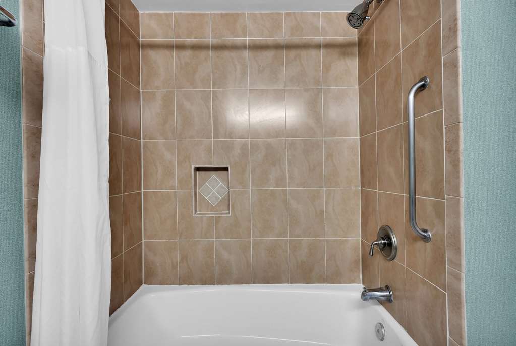 Ramada by Wyndham Jacksonville I 95 by Butler Blvd - photo 70