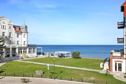 Villa Siegfried Wohnung 06 — 4-Star Luxury Hotel in Ostseebad Kuehlungsborn, Germany