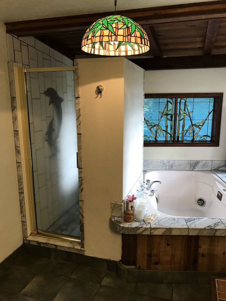 Hale Maluhia Country Inn - photo 35