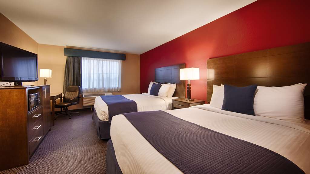Best Western Plus Brandywine Inn & Suites - photo 11