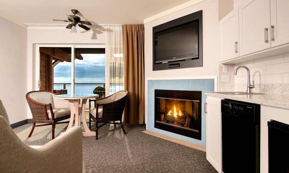 Hallmark Resort Newport - photo 43