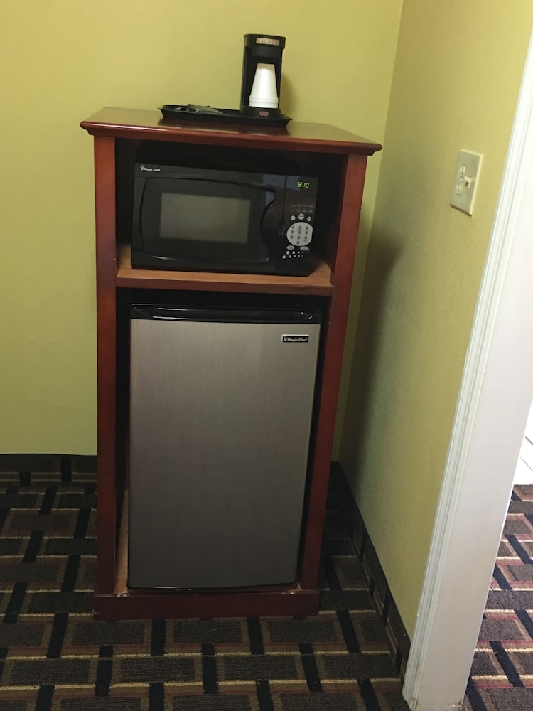Blue Spring Inn Orange City - photo 21
