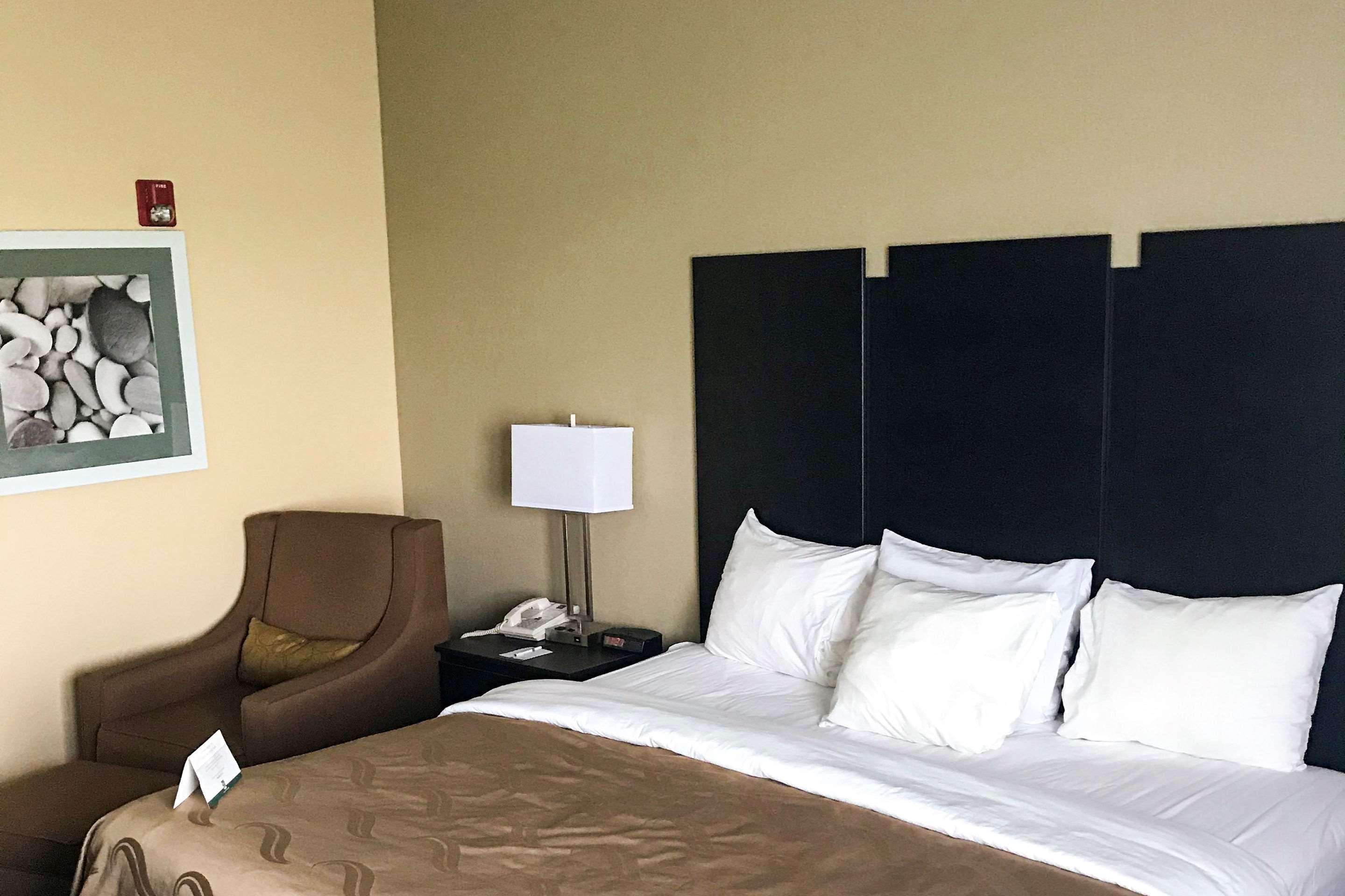 Quality Inn & Suites Mendota near I 39 - photo 31