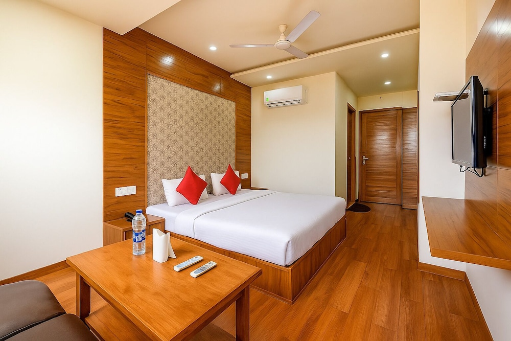 Collection O 73819 Hotel Kingston in Chandigarh, India