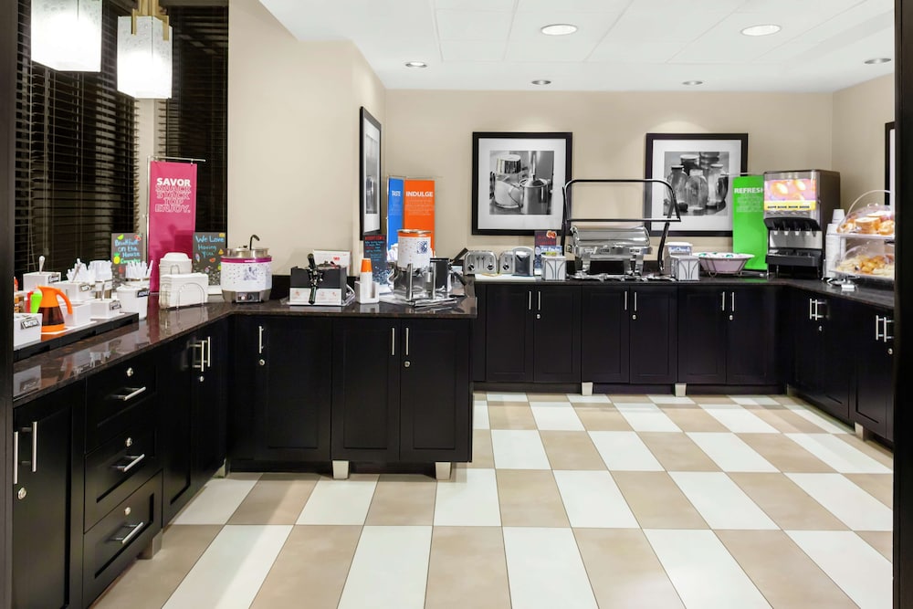Hampton Inn Miami Dadeland - photo 18