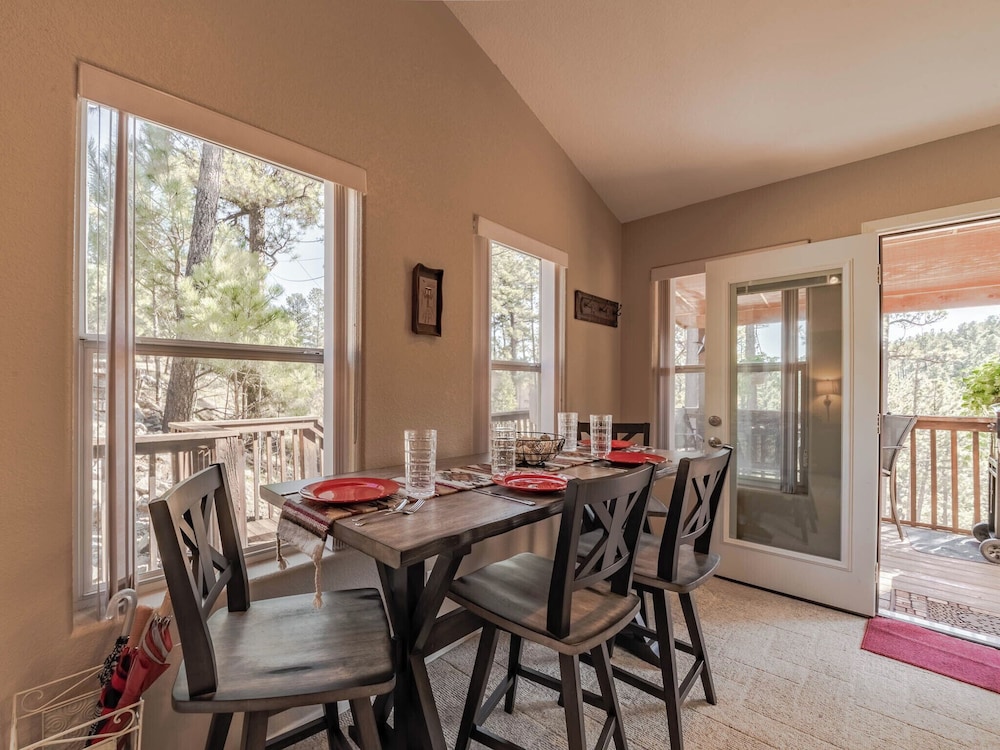 My Happy Place by Ruidoso Vacation Rentals — 4-Star Luxury Hotel in Ruidoso, United States