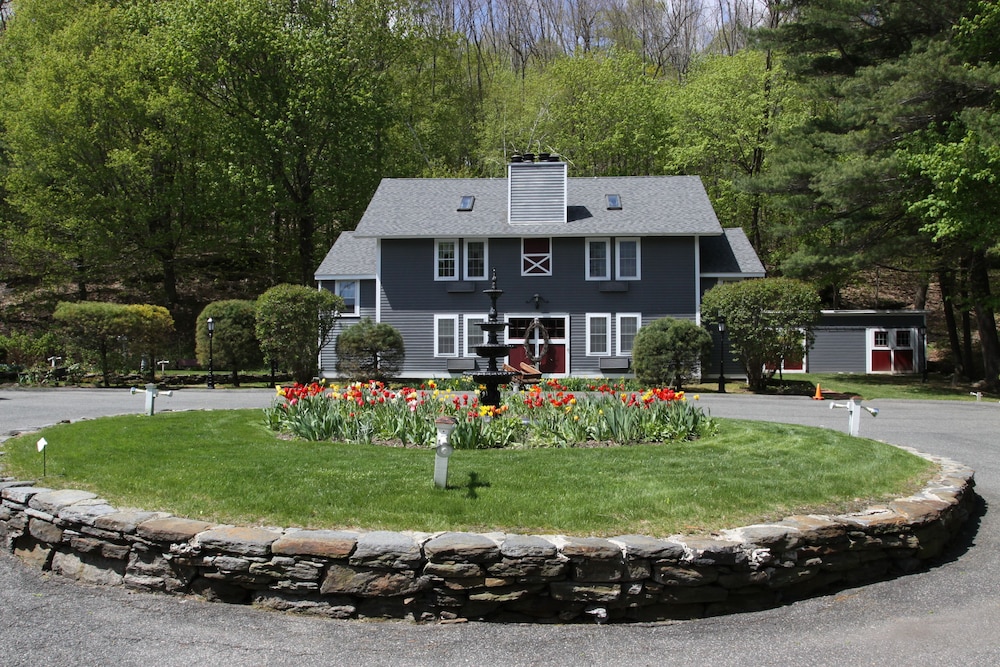 The Cornell Inn Lenox & The Berkshires - photo 57