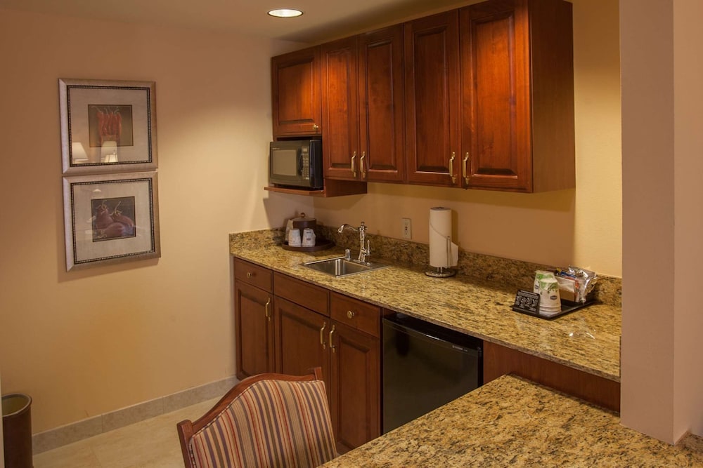 Hampton Inn & Suites Stillwater - photo 14