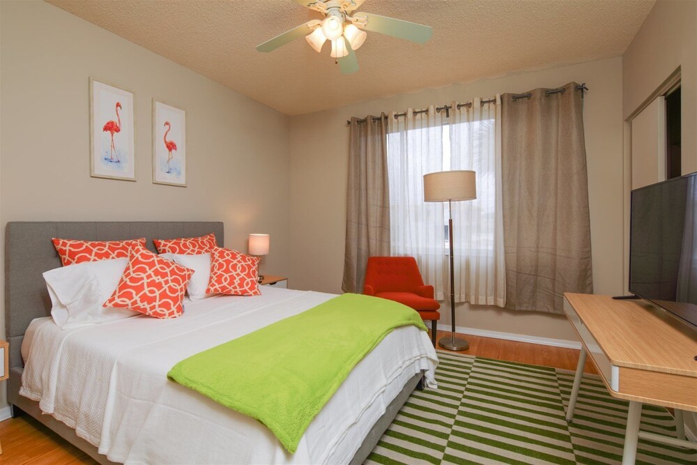 Weston Townhome 16749 12812949 — Weston