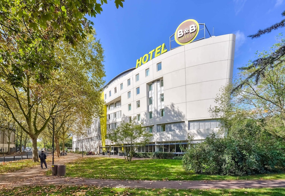 B&B HOTEL Paris Malakoff Parc de Expositions - carbon neutral hotel in Malakoff