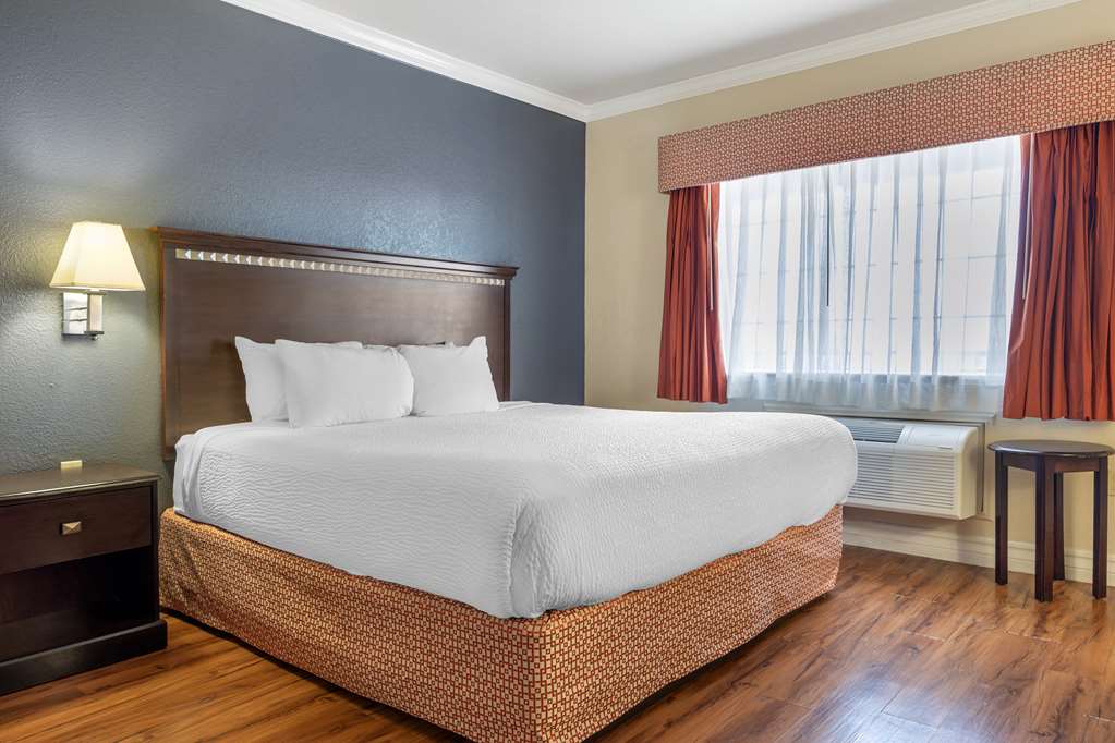 Best Western Anthony West El Paso - photo 25