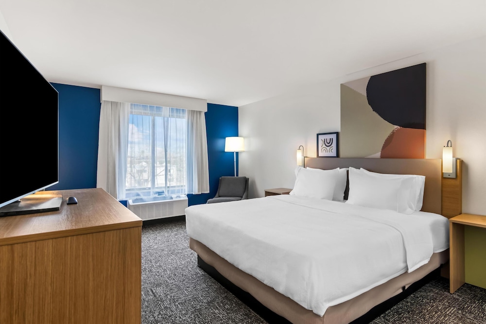 Spark by Hilton Merrillville - photo 7