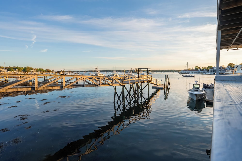 Boothbay Harbor Oceanside Inn - photo 13