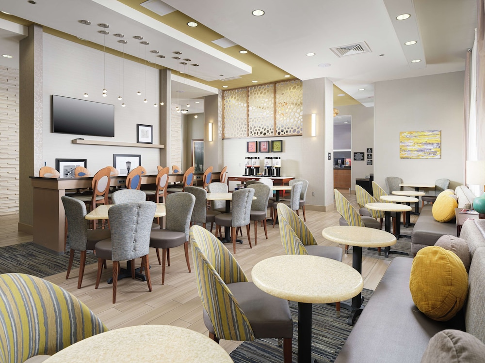 Hampton Inn by Hilton Wilmington Downtown - photo 26
