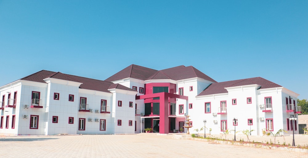 King Daken Diplomatic Suites in Jimeta, Nigeria
