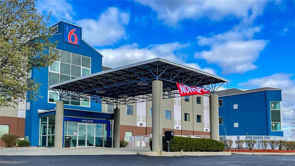 Motel 6 Caseyville IL Caseyville Il — hotel in Caseyville