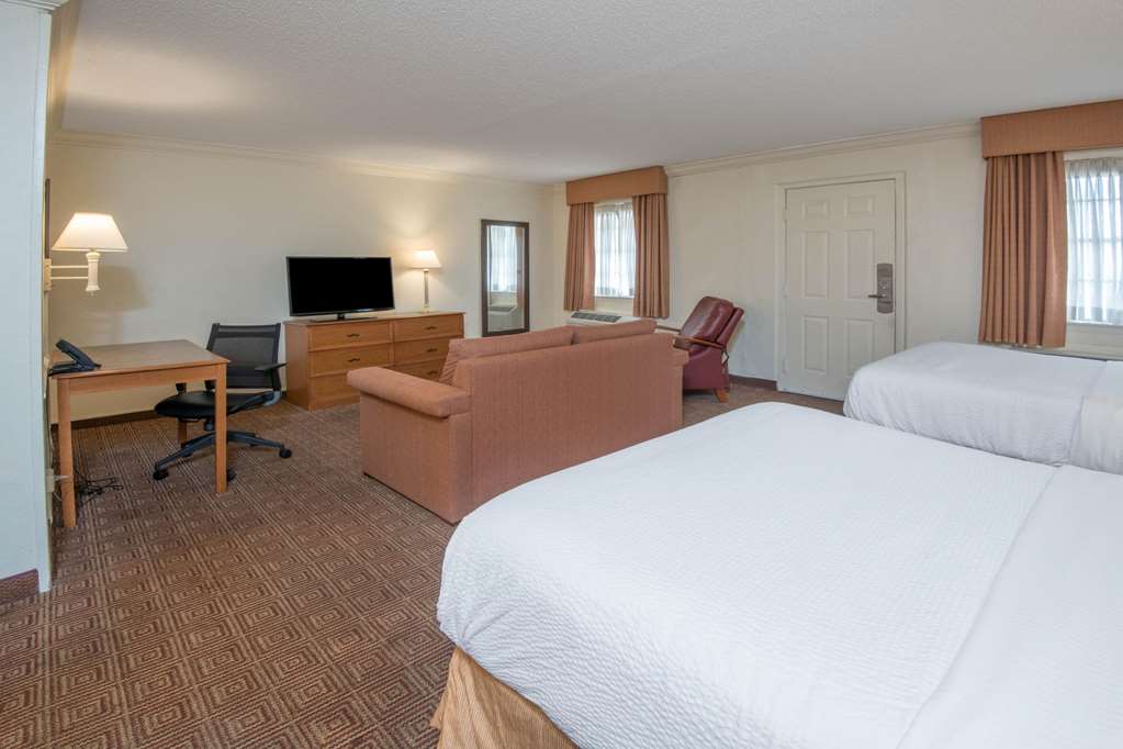 La Quinta Inn By Wyndham IH 10 West San Antonio TX - photo 25