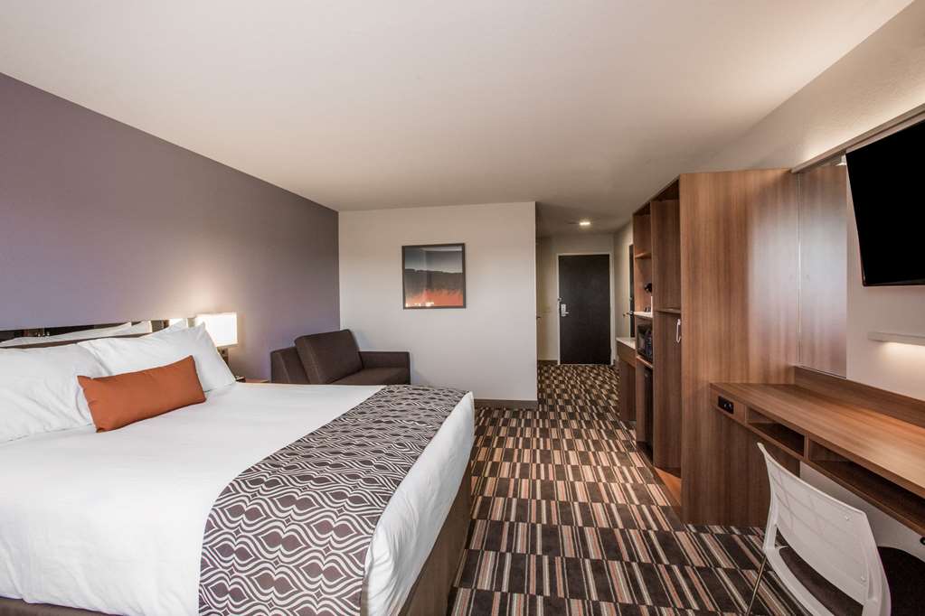 Microtel Inn & Suites By Wyndham Tioga - photo 7