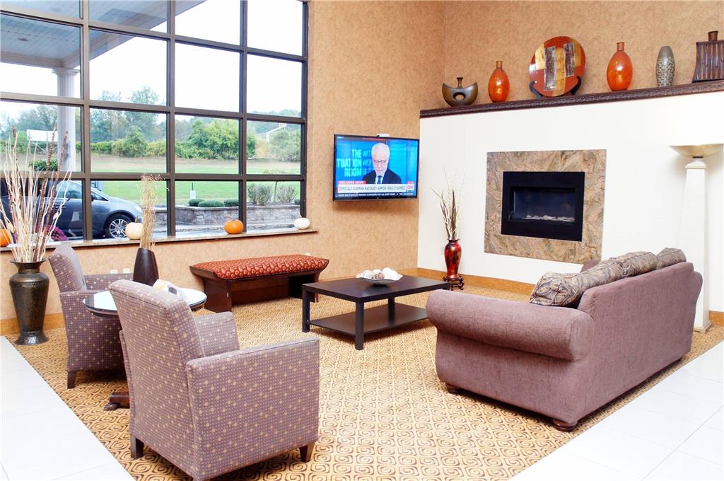 Rodeway Inn & Suites East Windsor - photo 9