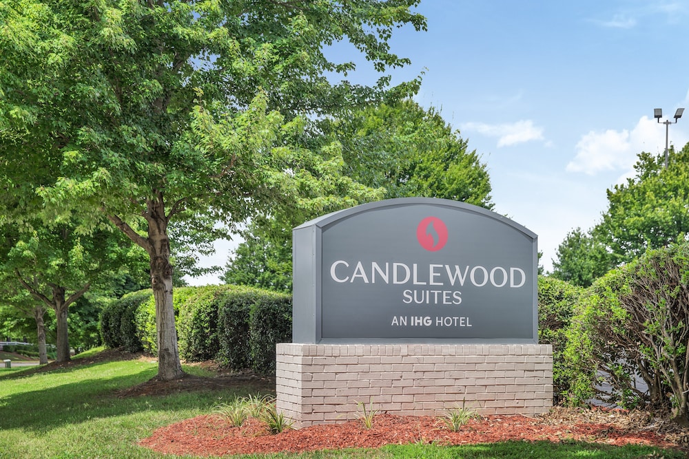 Candlewood Suites Huntersville by IHG - photo 43