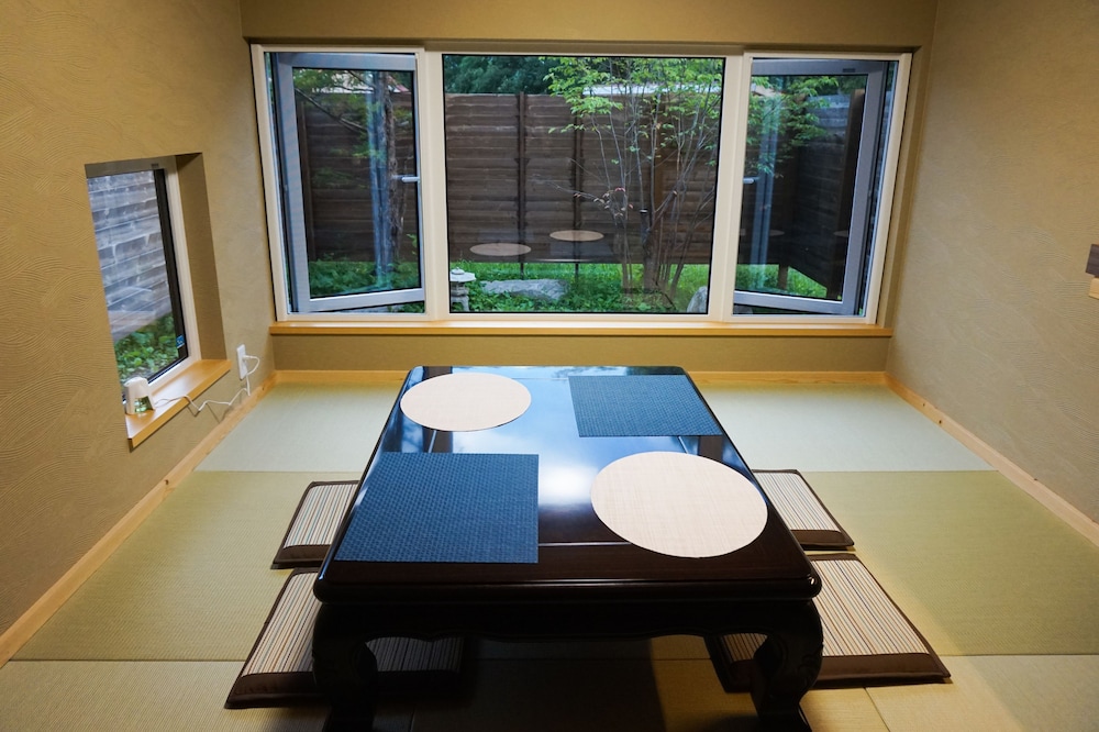 Auberge Ninguruforet in Furano, Japan