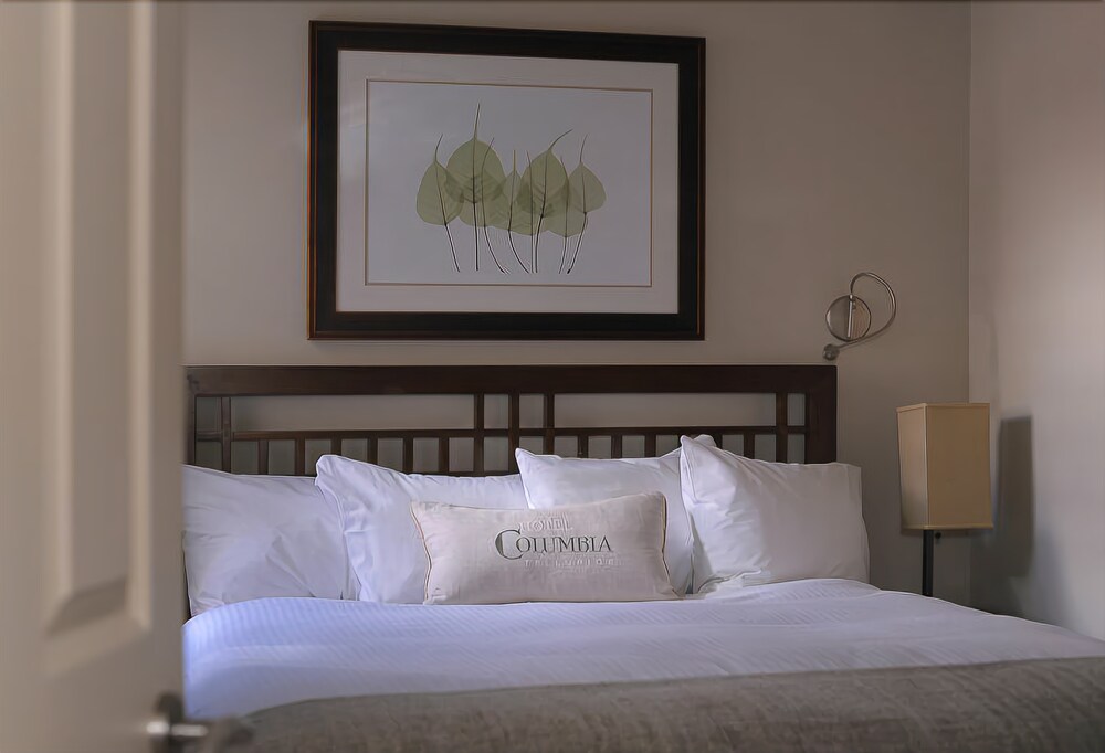 Columbia Hotel - photo 6