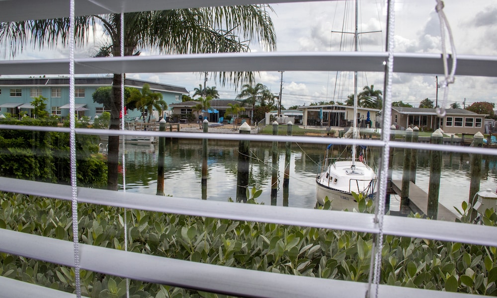The Bayside Inn & Marina - photo 42