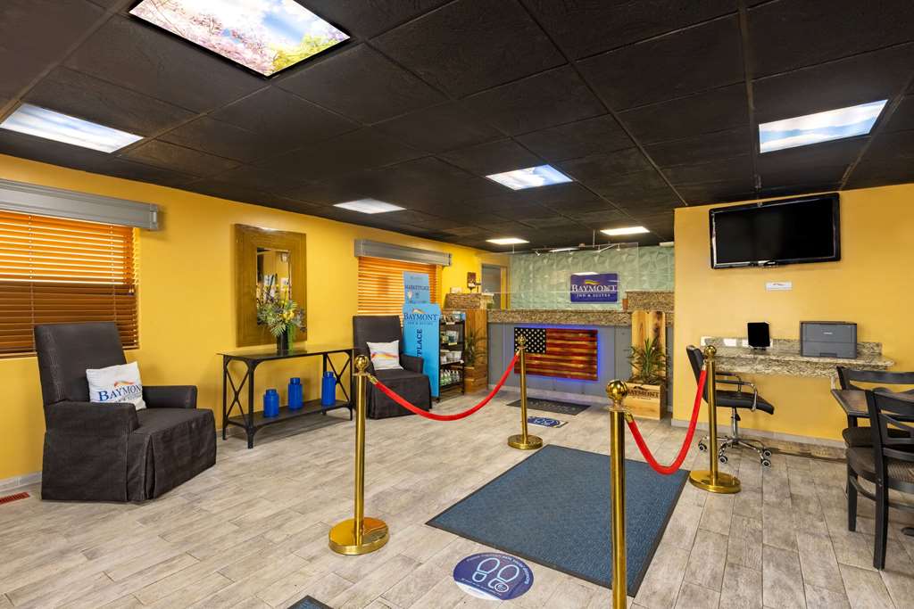 Baymont by Wyndham El Dorado - photo 2