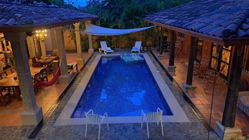 Villa Helena Hermosa private 5 bdr resort pool - carbon neutral hotel in Unknown City