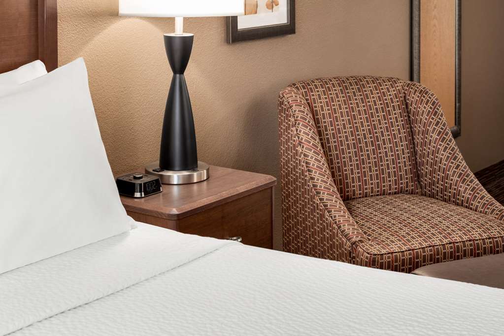 AmericInn by Wyndham Baudette - photo 31