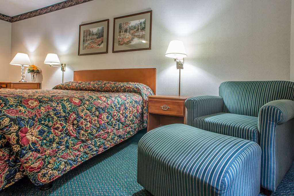 Rodeway Inn Bedford PA - photo 18