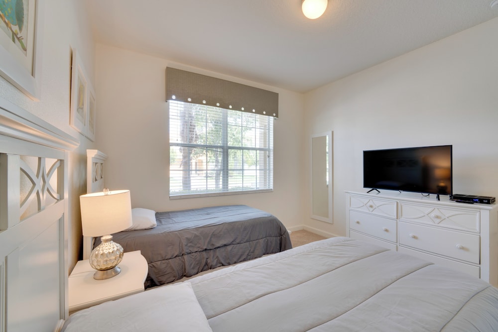 5 Mi to Walt Disney World Gem w Resort Perks - photo 10
