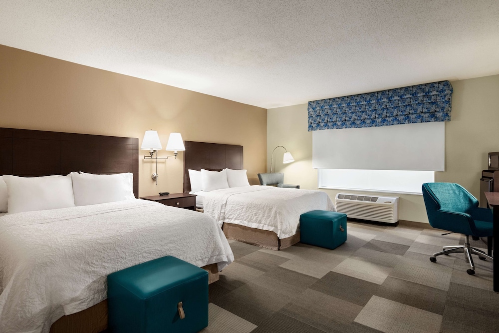 Hampton Inn & Suites Atlanta Airport West Camp Creek Pkwy - photo 13