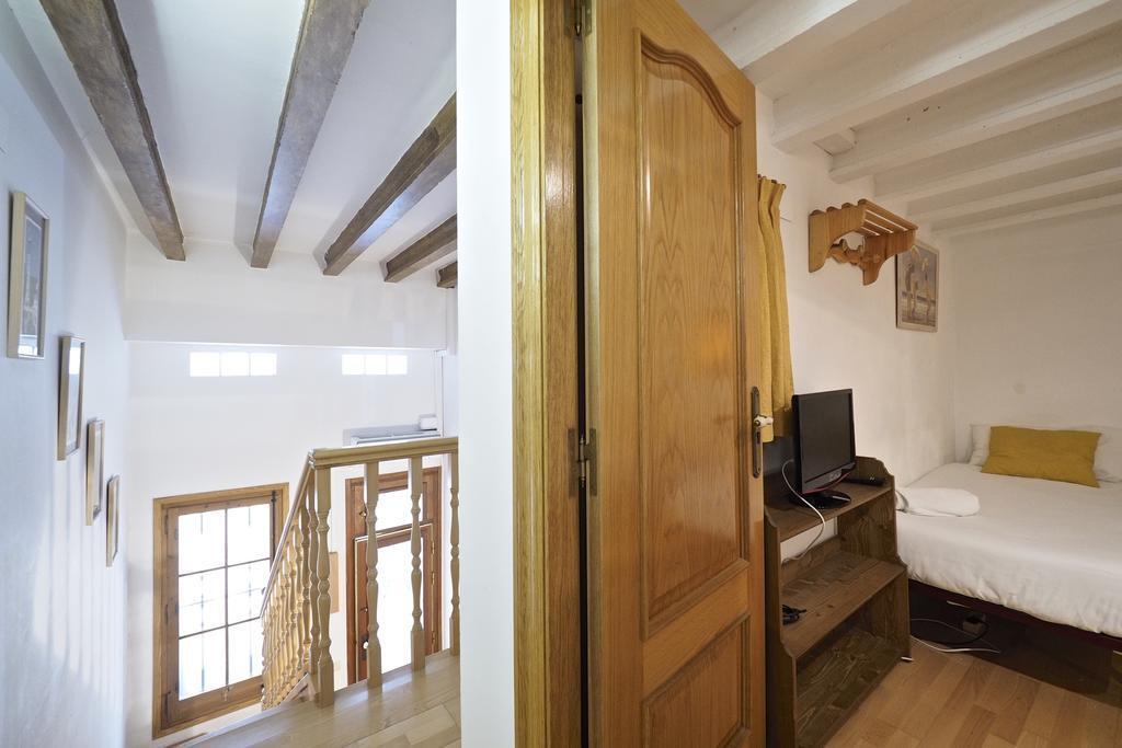 Suites4days Les Corts House 8256809 — Les Corts