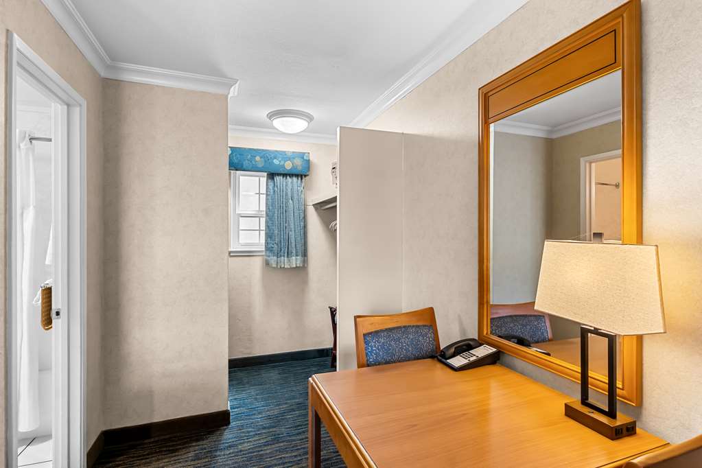 Best Western University Lodge - photo 16