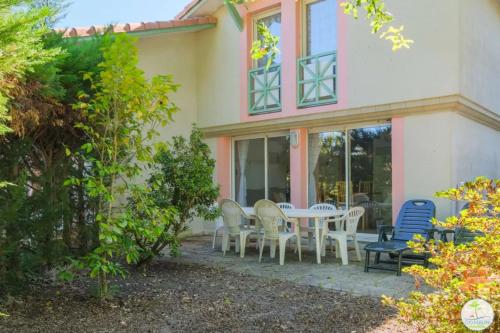 Biscarrosse duplex 4 pers à 200 m du Lac de Navarrosse in Biscarrosse, France