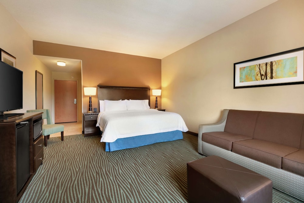 Hampton Inn & Suites Parkersburg Downtown - photo 15