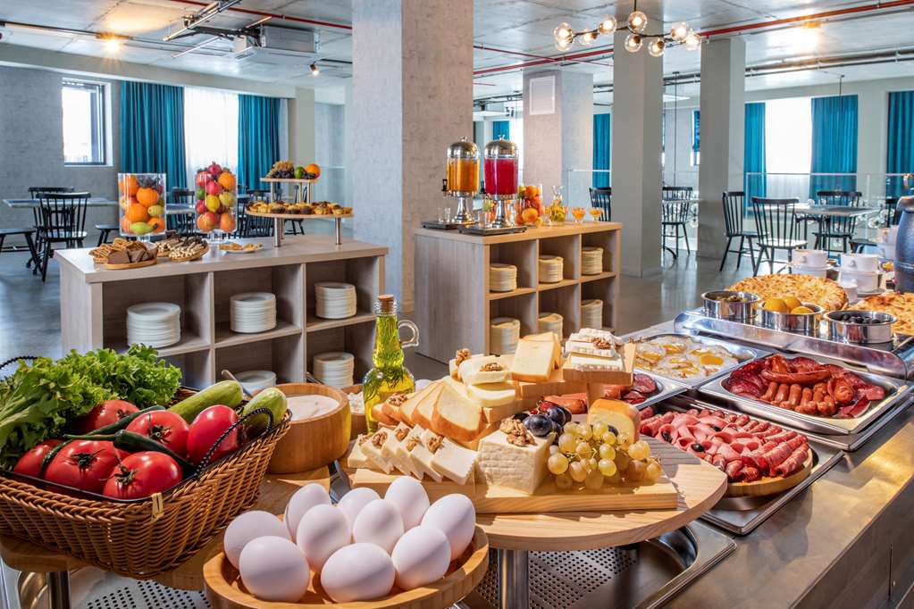 Best Western Gudauri Breakfast