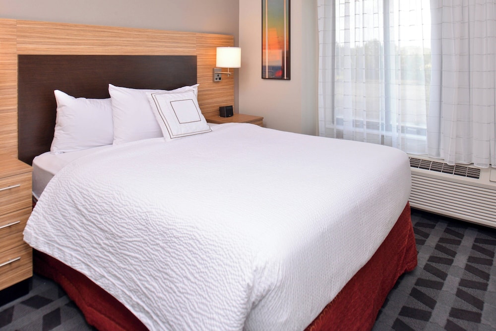 TownePlace Suites by Marriott Gillette - photo 8