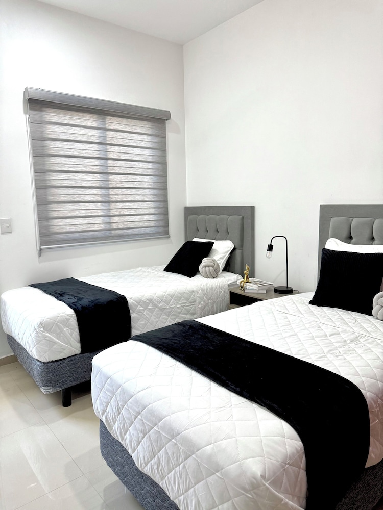 Encanto De Playa Sur By Gestores — Mazatlan